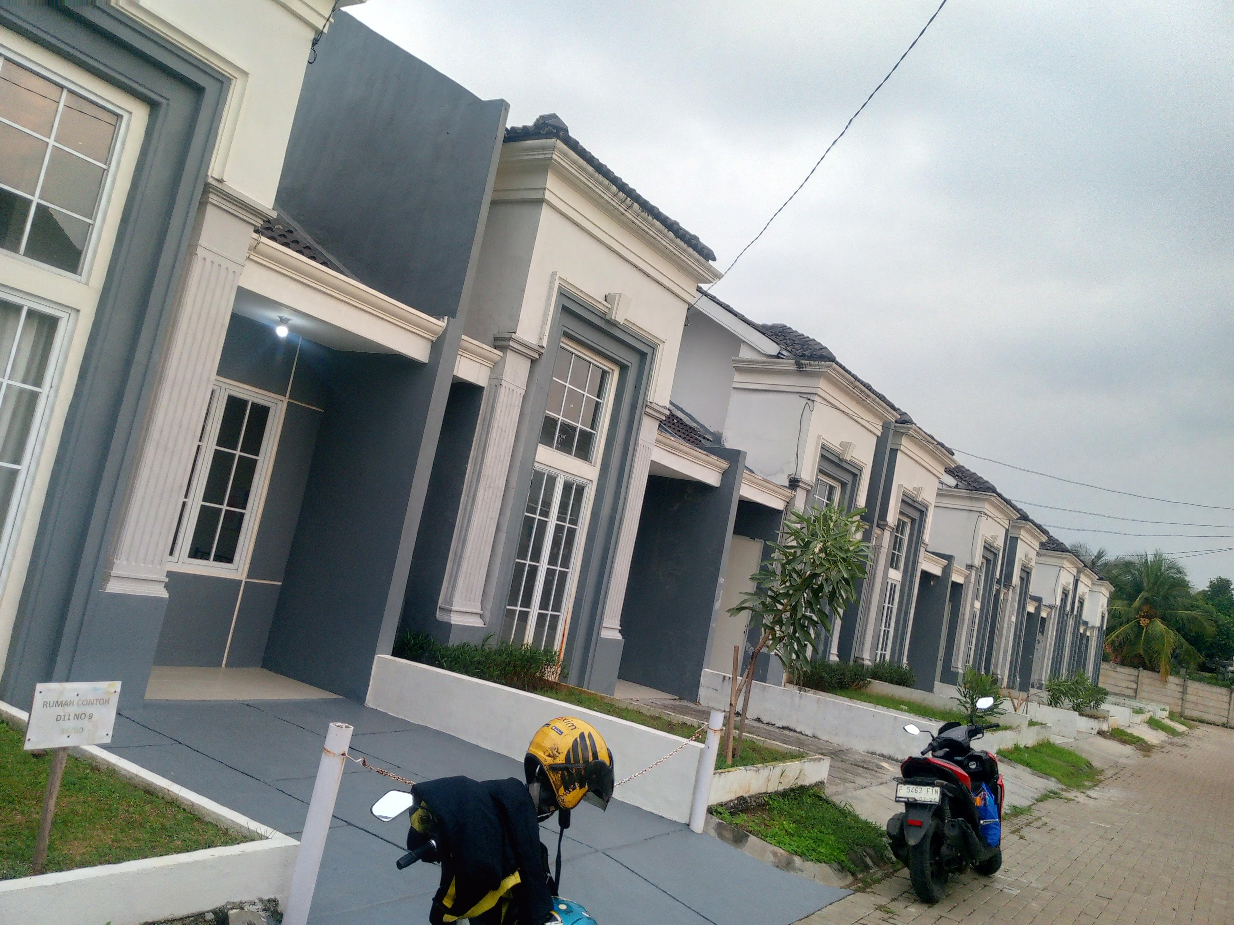 Rumah Cantik dengan Lantai Mezzanine